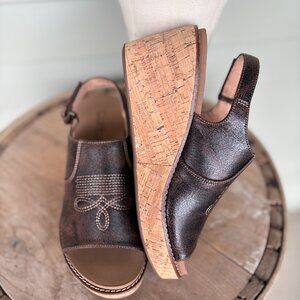 NWT Corky's Most Wanted Boot Stitch Wedges
